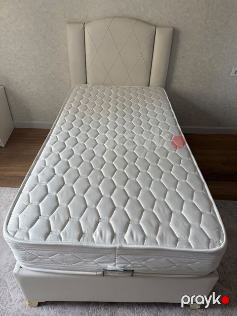 Çarpayı İstikbal — Bakı