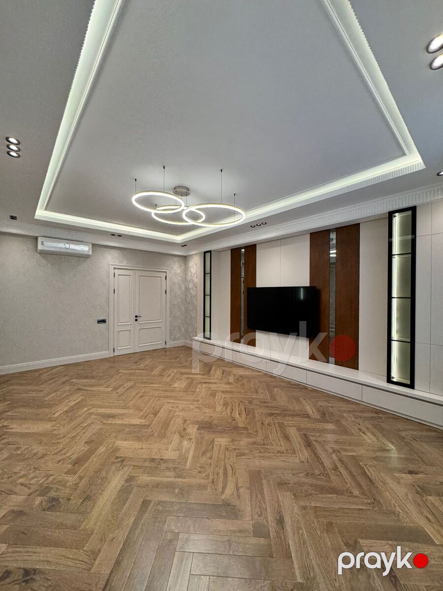 Satılır 4 otaqlı yeni tikili 185 m² — Mənzil, Bakı (7)