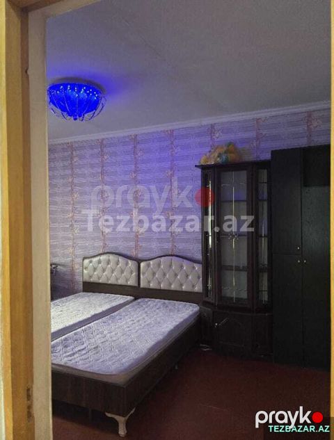 badamdarda adelni heyet evi — Bakı
