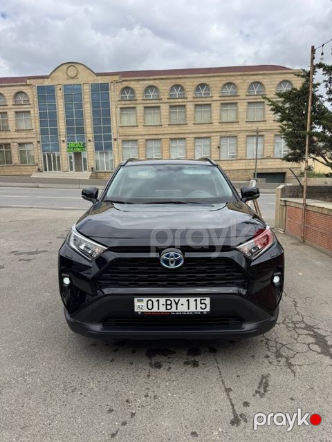 Toyota RAV4, 2.5 L, 1.6 kWh, 2023 il, 32 000 km — Bakı