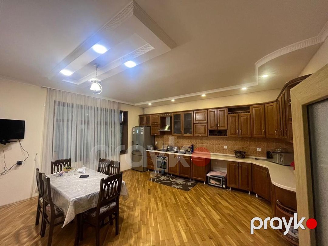 Satılır 6 otaqlı həyət evi/bağ evi 240 m² — Ev, villa, Bakı (4)