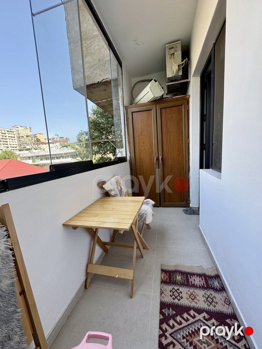 Satılır 4 otaqlı köhnə tikili 110 m² — Mənzil, Bakı (8)