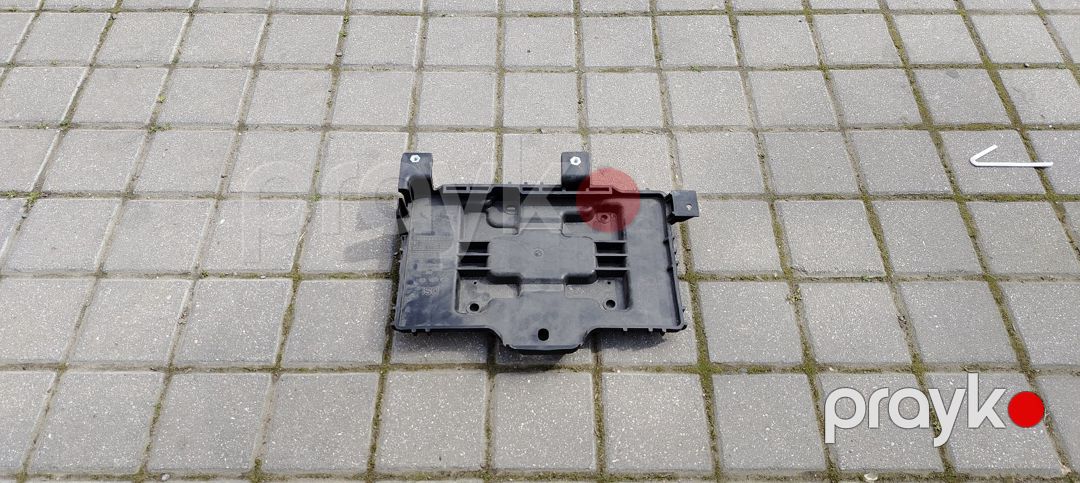 Hyundai Santa fe 2011 akkumulyator altlığı — Ehtiyat hissələri və aksesuarlar, Bakı (5)