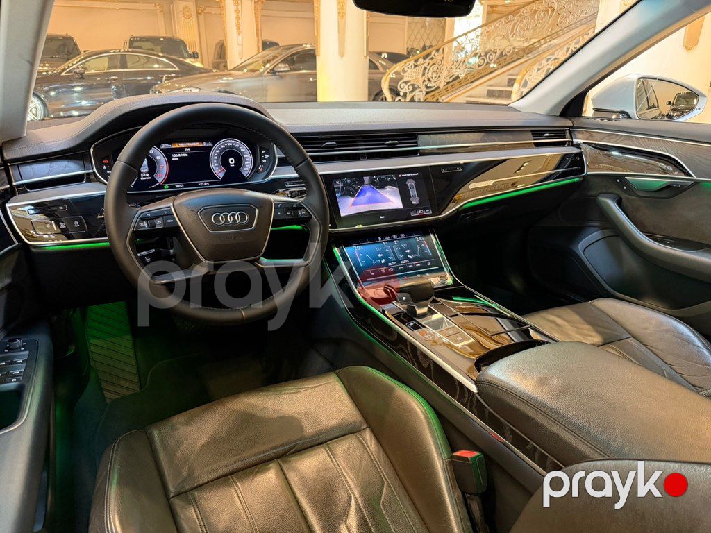 Audi A8, 3.0 L, 2018 il, 130 000 km — Avtomobillər, Bakı (10)