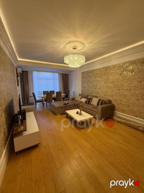 Satılır 3 otaqlı yeni tikili 140 m² — Bakı
