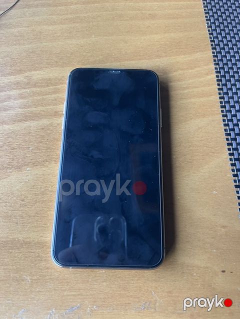IPhone 11 Pro, Qızılı, Simsiz şarj — Qusar
