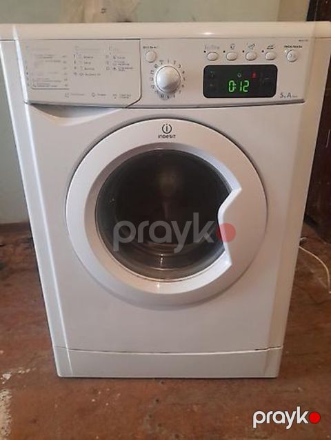 Paltaryuyan Indesit — Bakı