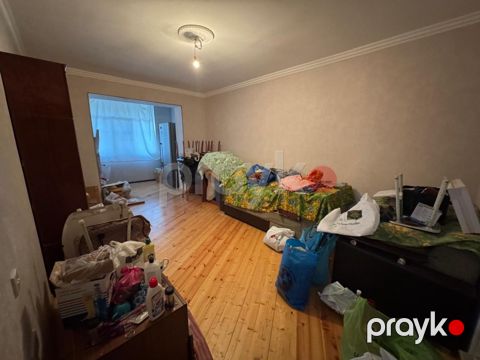 Satılır 3 otaqlı köhnə tikili 75 m² — Bakı
