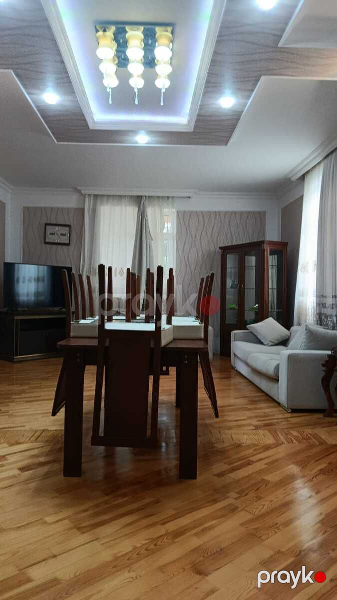 Satılır 7 otaqlı həyət evi/bağ evi 250 m² — Ev, villa, Bakı (7)