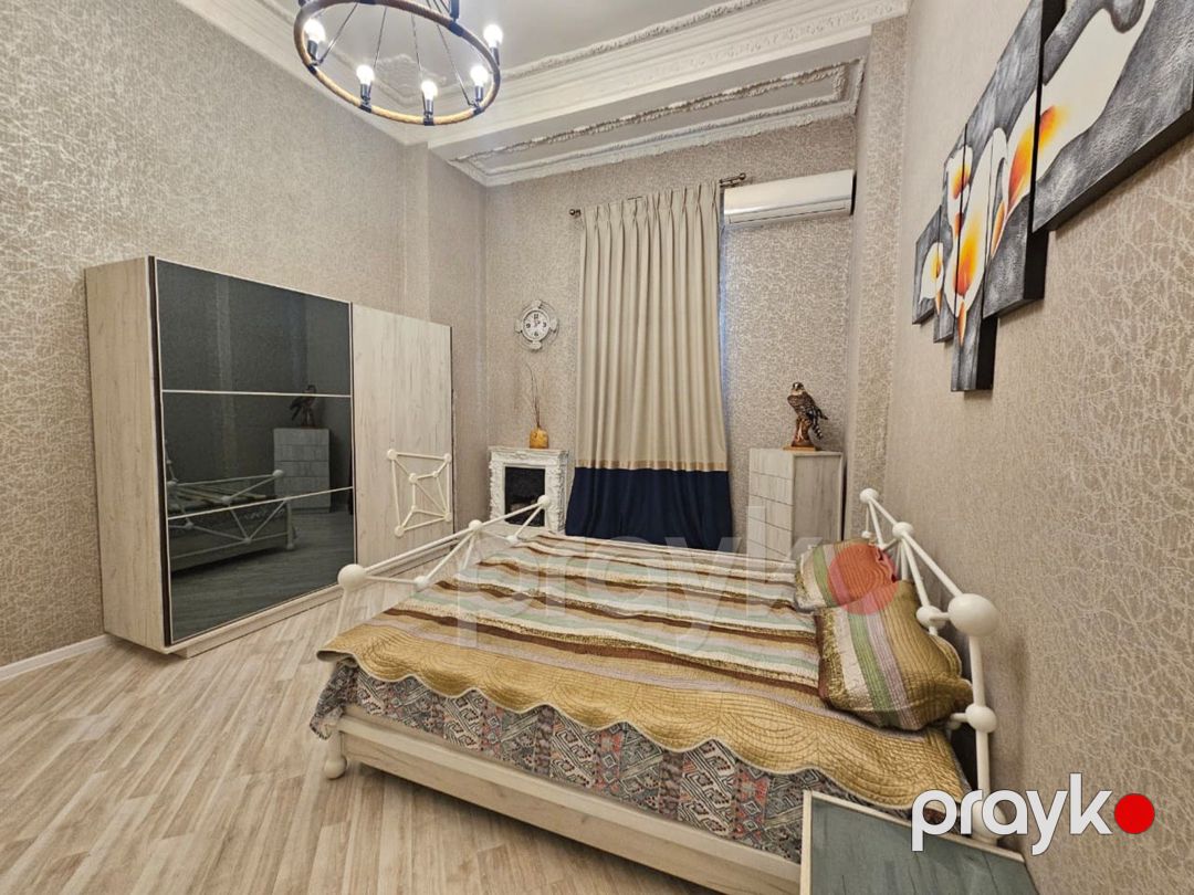 İcarəyə verilir 2 otaqlı köhnə tikili 108 m² — Mənzil, Bakı (3)