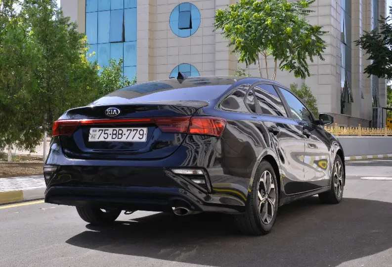 Kia Cerato (Forte) 2018 — gündəlik icarə — Naxçıvan