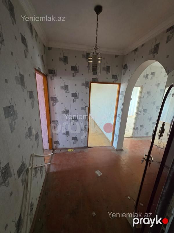 Satılır 2 otaqlı Bina evi menzil (Köhnə tikili), 60 m², 9-cu mikrorayon — Mənzil, Sumqayıt (8)
