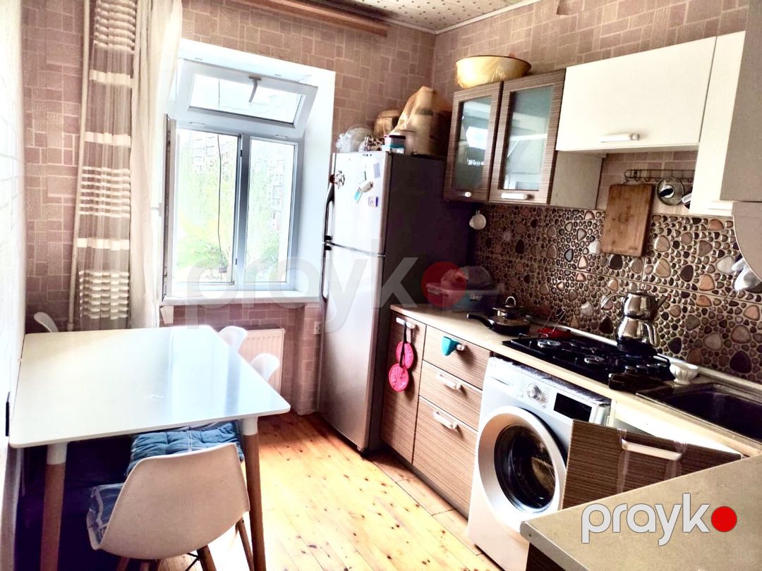 Satılır 2 otaqlı köhnə tikili 55 m² — Mənzil, Bakı (6)