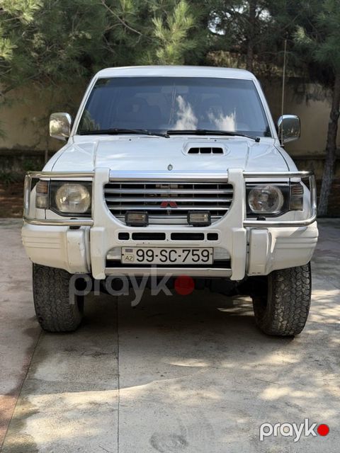Mitsubishi Pajero, 2.8 L, 1995 il, 300 000 km — Bakı