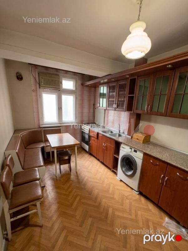 Satılır 4 otaqlı Bina evi menzil (Köhnə tikili), 120 m², Nərimanov rayonu — Mənzil, Bakı (4)