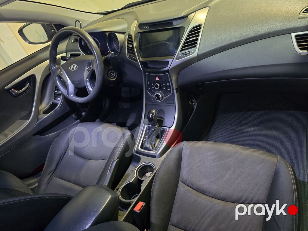 Hyundai Avante: 1.6 l 2014 il Sedan — Avtomobillər, Bakı (9)