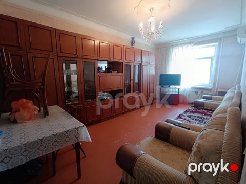 Satılır 2 otaqlı köhnə tikili 65 m² — Bakı