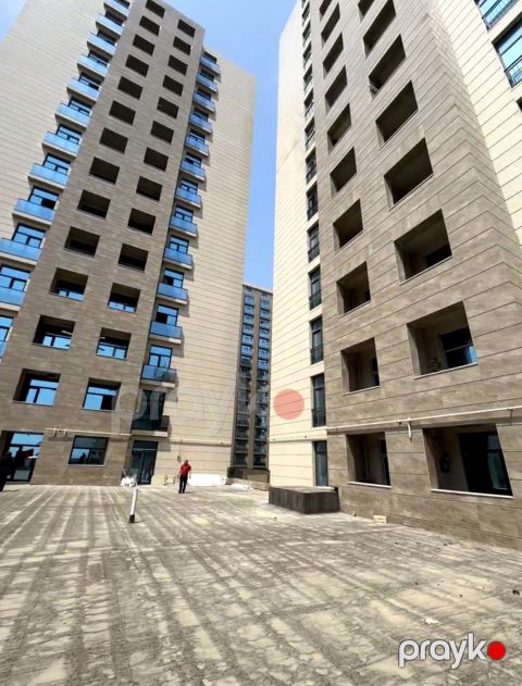 Satılır 4 otaqlı yeni tikili 195 m² — Bakı