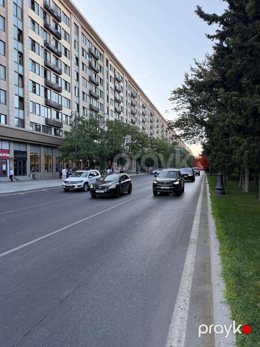 Satılır 2 otaqlı köhnə tikili 65 m² — Mənzil, Bakı (2)