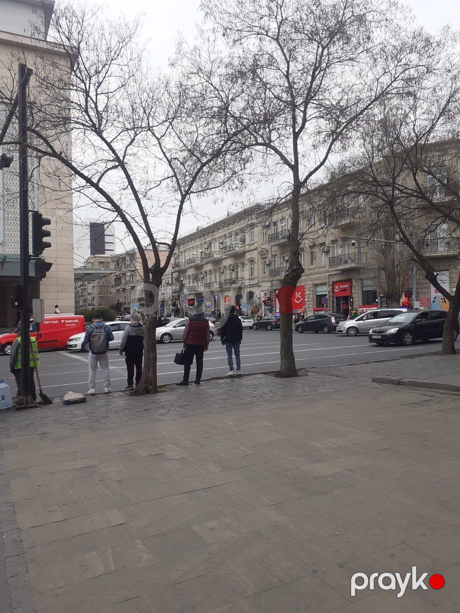 Satılır obyekt 40 m² — Əmlak, Bakı (2)