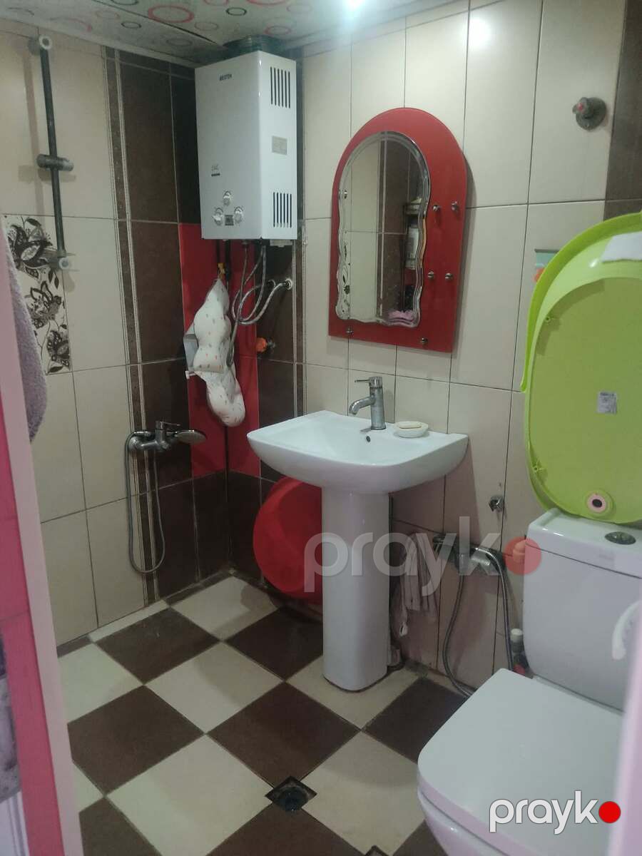 Satılır 2 otaqlı köhnə tikili 49 m² — Mənzil, Bakı (10)