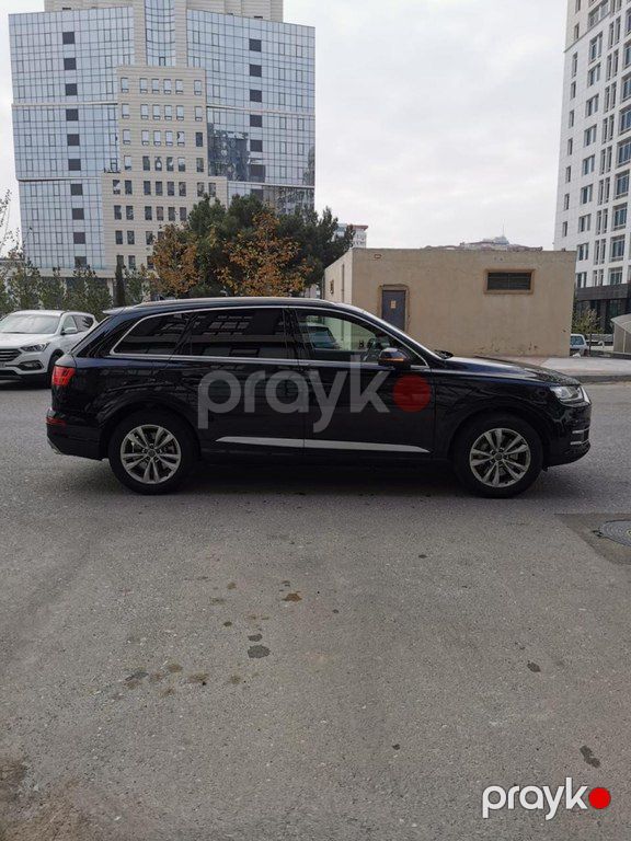 Audi Q7, 2.0 L, 2017 il, 150 000 km — Avtomobillər, Bakı (8)