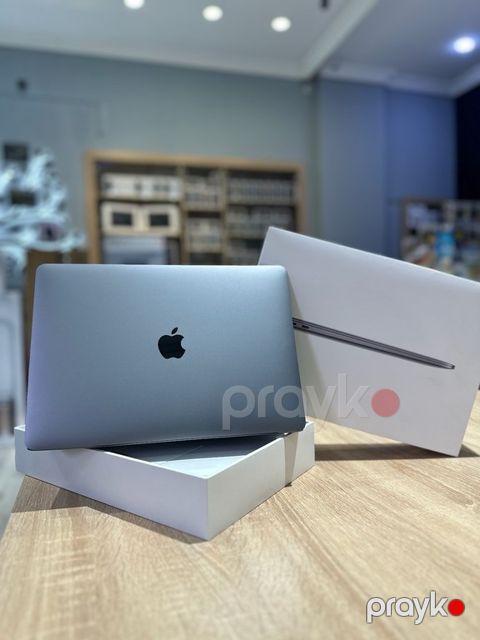 Apple MacBook Air 13.3 inch M1 8GB/256GB — Bakı