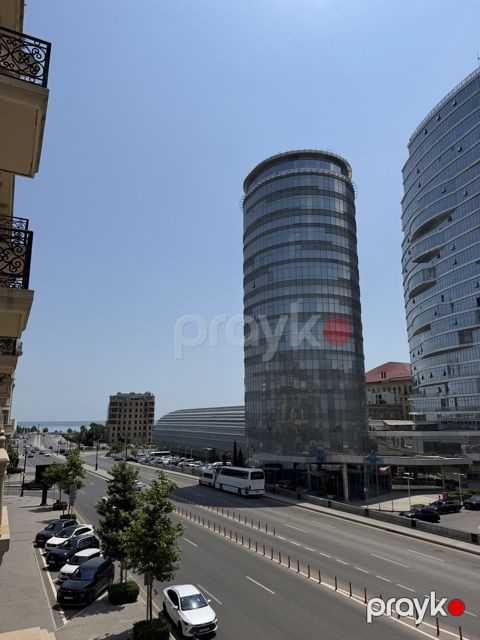 Satılır 2 otaqlı yeni tikili 68 m² — Bakı