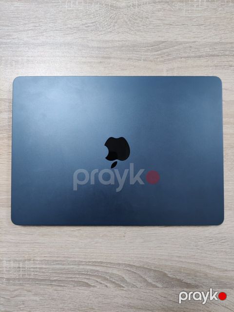 Apple MacBook Air M4, 256 — Bakı
