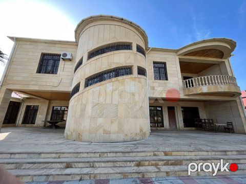 Satılır 8 otaqlı həyət evi/bağ evi 810 m², Şüvəlan q Bakı ş, Şüvəlan qəsəbəsi — Bakı