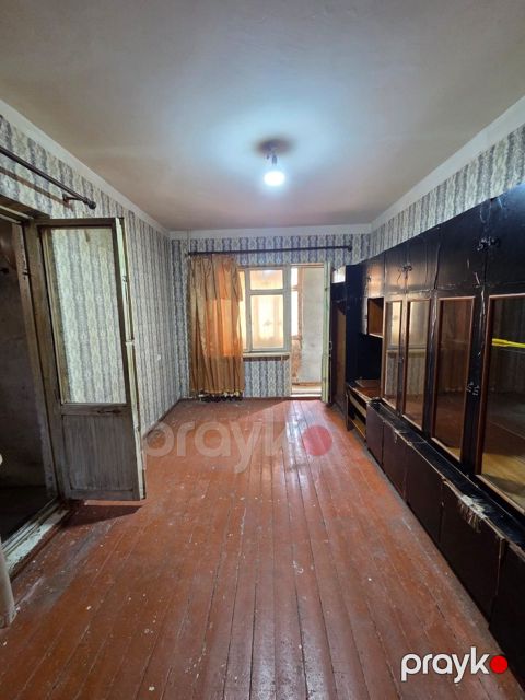 Satılır 2 otaqlı köhnə tikili 45 m² — Bakı
