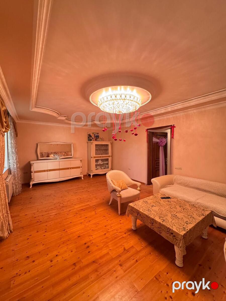 İcarəyə verilir 7 otaqlı həyət evi/bağ evi 350 m² — Ev, villa, Bakı (11)