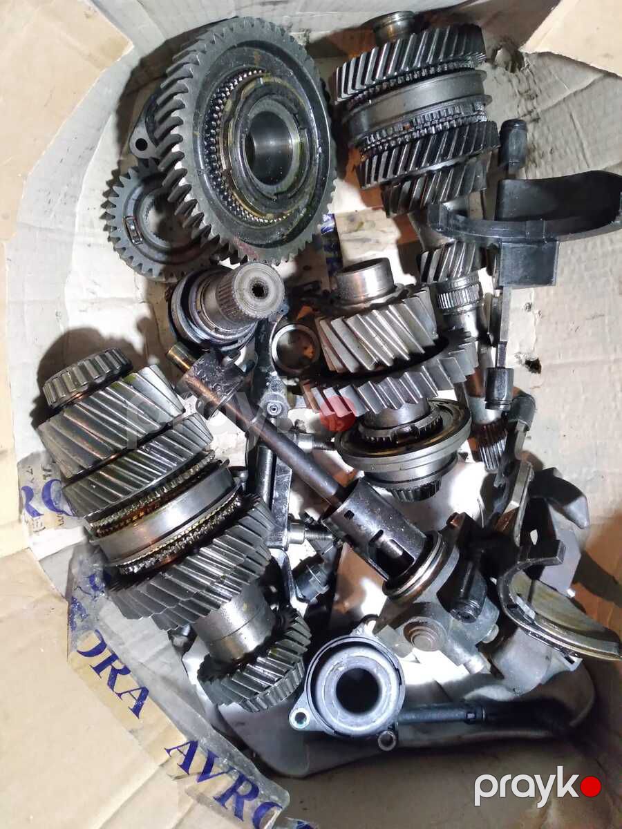 Volkswagen ehtiyat hissələri — Ehtiyat hissələri və aksesuarlar, Bakı (8)