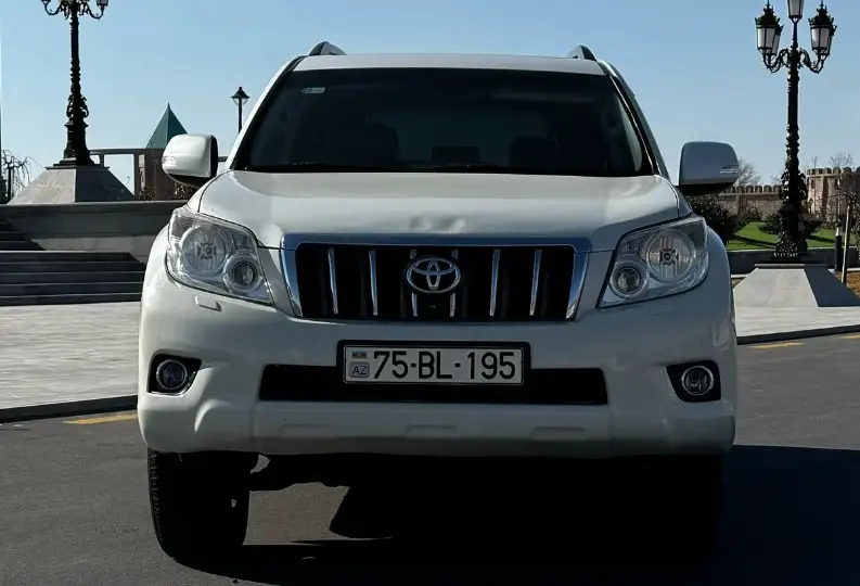 Toyota Prado 2012 — gündəlik icarə — Naxçıvan