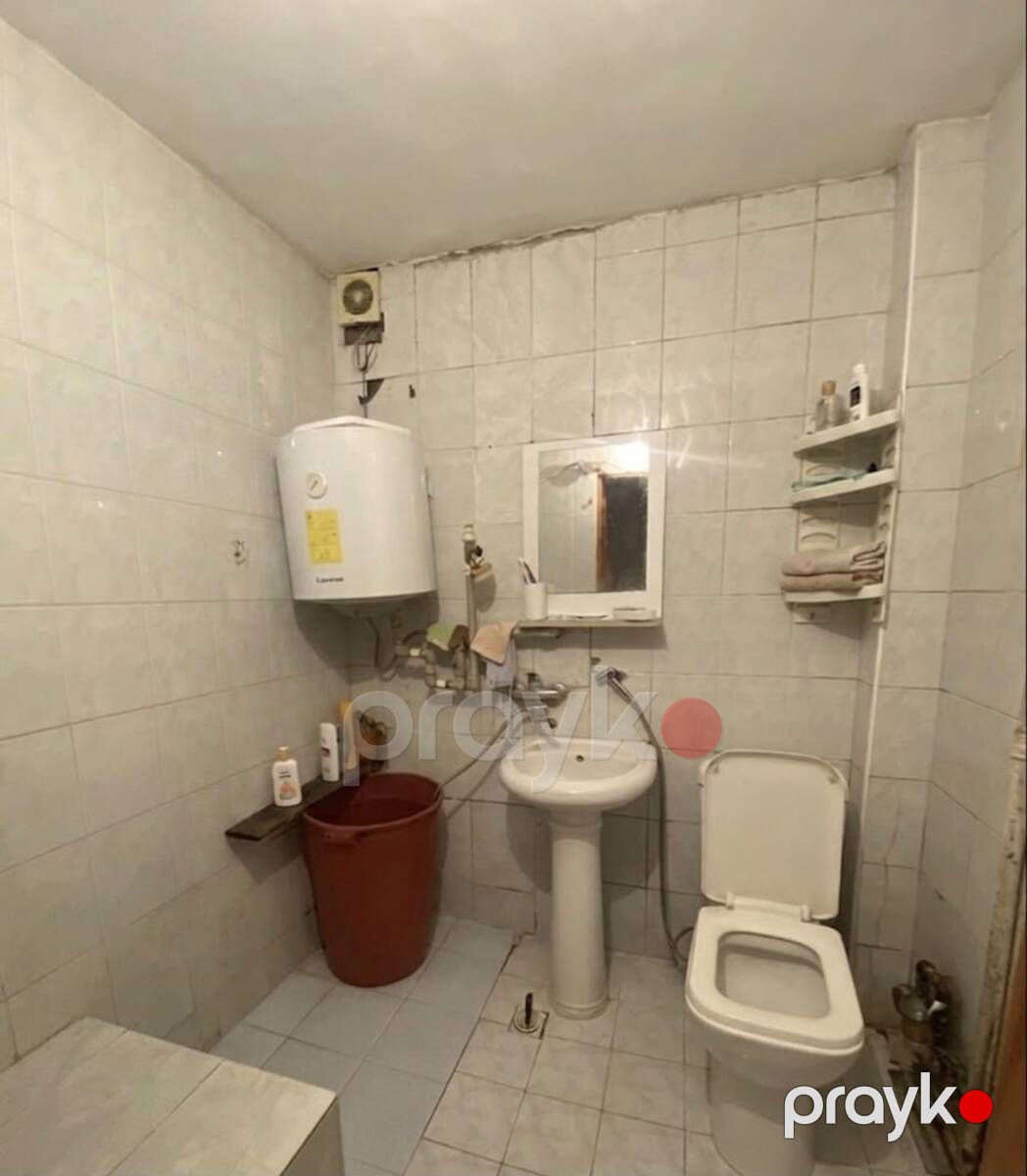 Satılır 3 otaqlı köhnə tikili 75 m² — Mənzil, Bakı (11)
