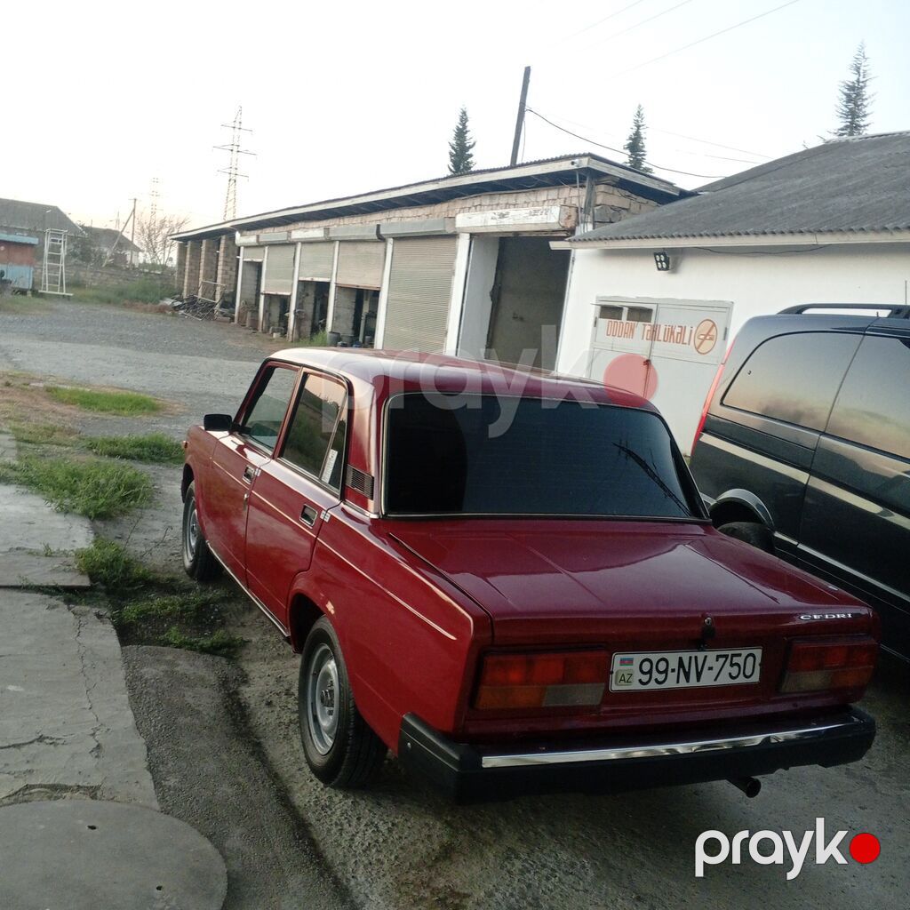 VAZ 2107 (Lada Riva) – qırmızı sedən - Kuzov: 4 qapılı sedan, klassik — Avtomobillər, Bakı (8)