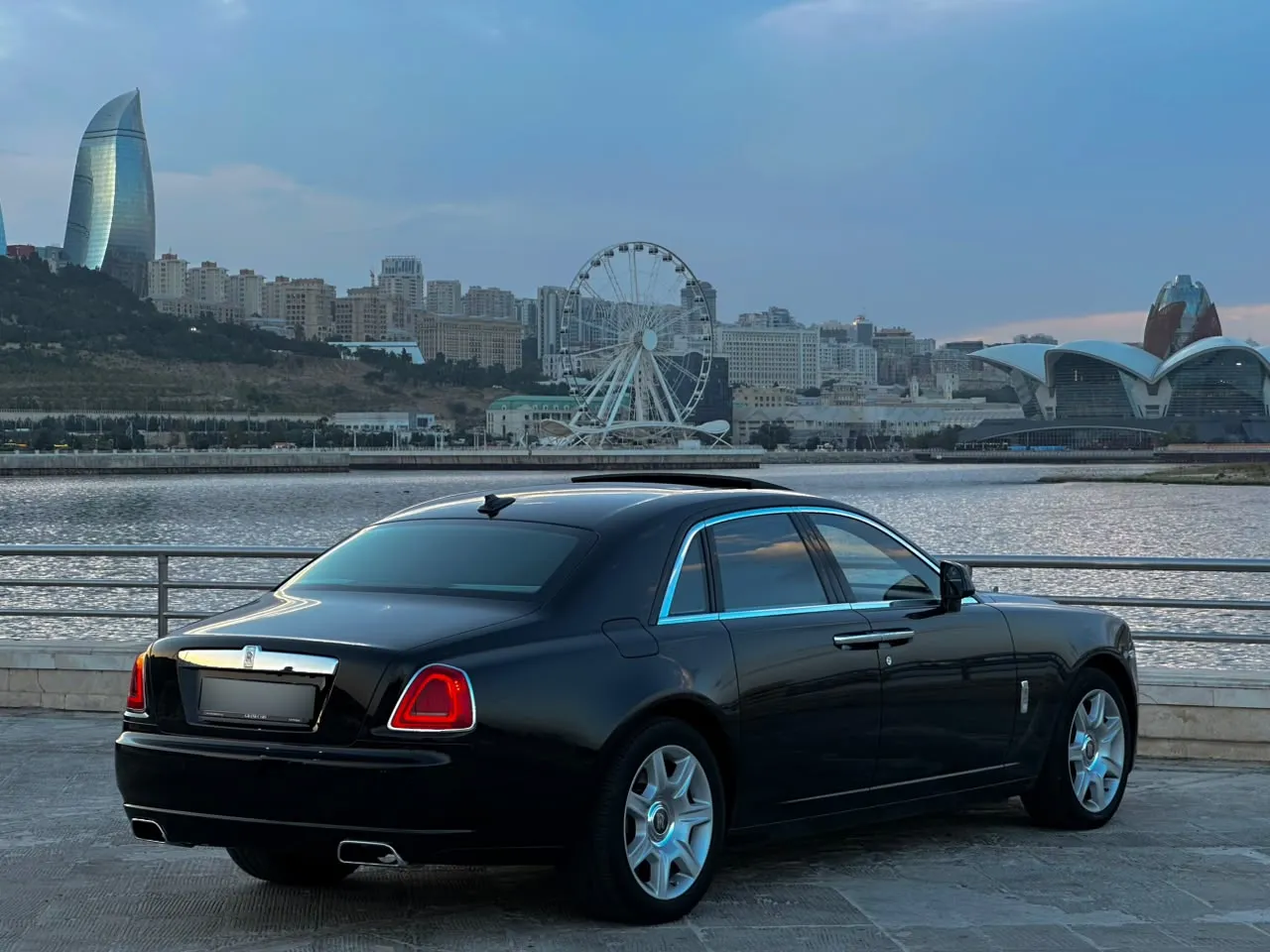 Rolls Royce Ghost 2021 — gündəlik icarə — Minik avtomobili icarəsi, Bakı (2)