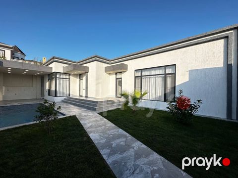 Satılır 4 otaqlı həyət evi/bağ evi 150 m² — Bakı