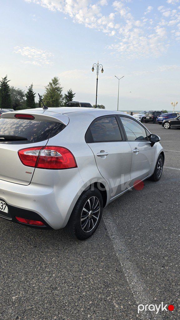 Kia Rio, 1.6 L, 2011 il, 90 000 km — Avtomobillər, Sumqayıt (7)