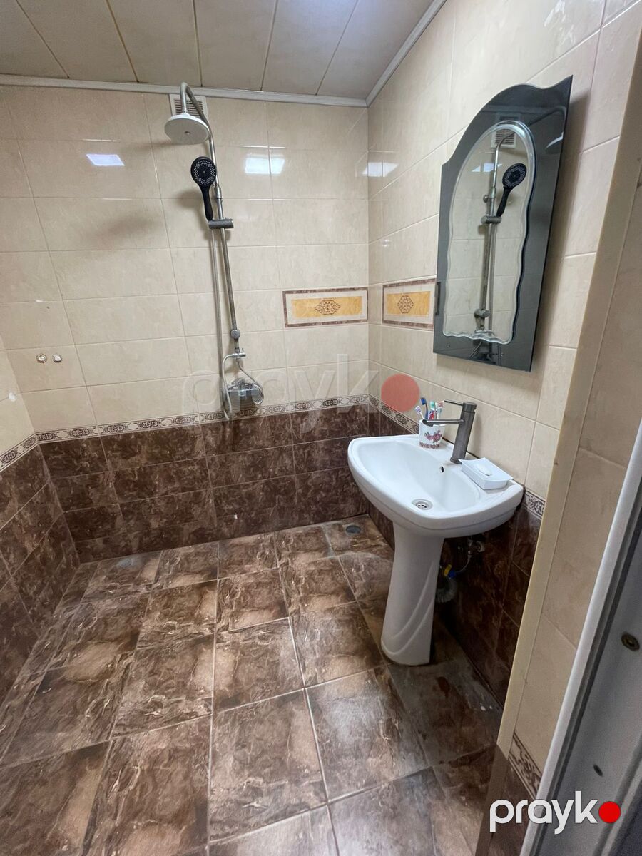 Satılır 4 otaqlı köhnə tikili 85 m² — Mənzil, Bakı (11)