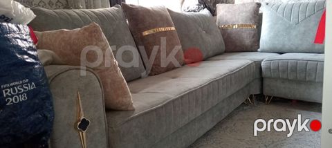 Divan satılır 400₼. açılır bazası var. Demək olar ki yenidir. Ünvan — Bakı