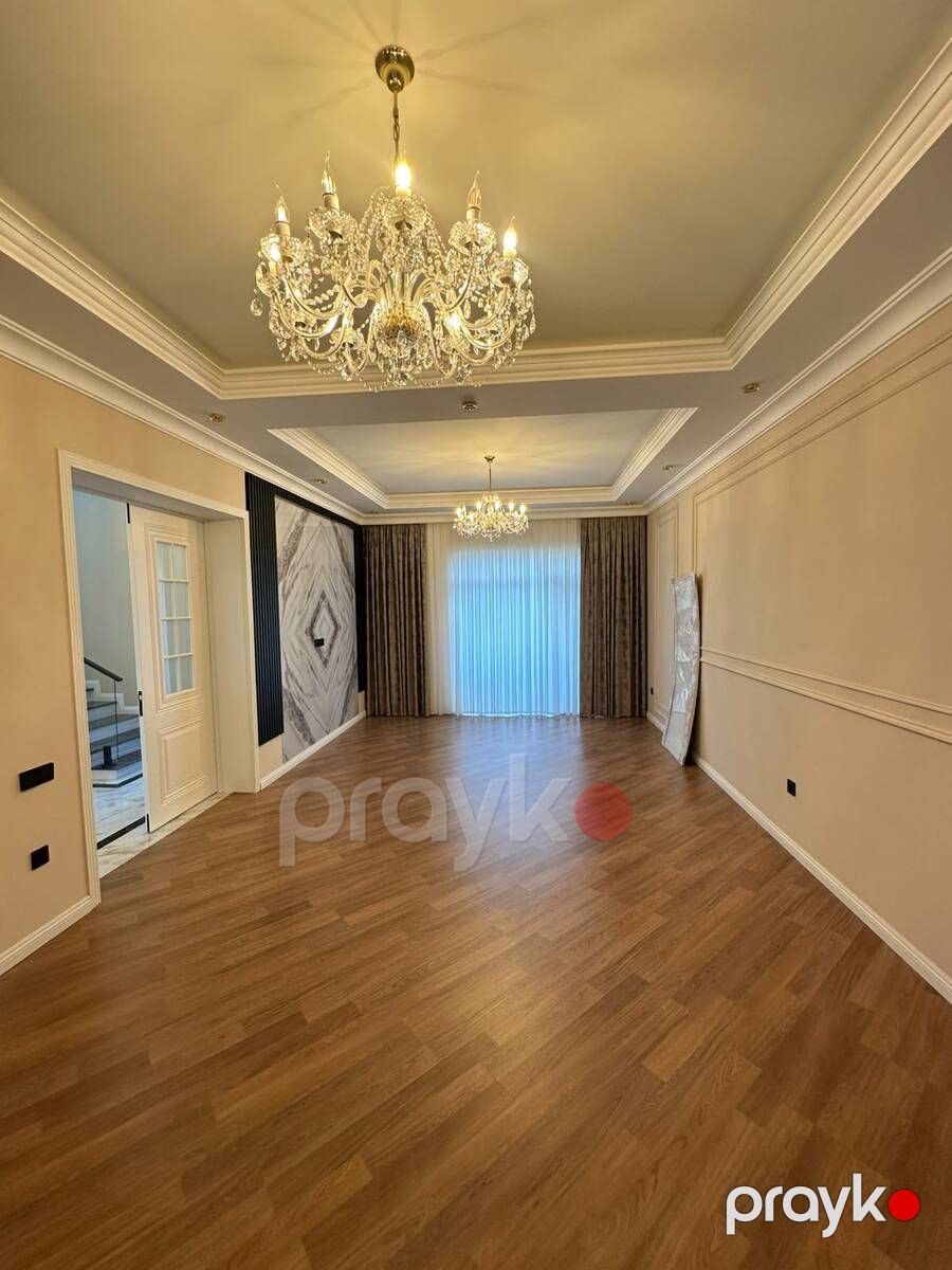 Satılır 4 otaqlı həyət evi/bağ evi 250 m² — Ev, villa, Bakı (10)