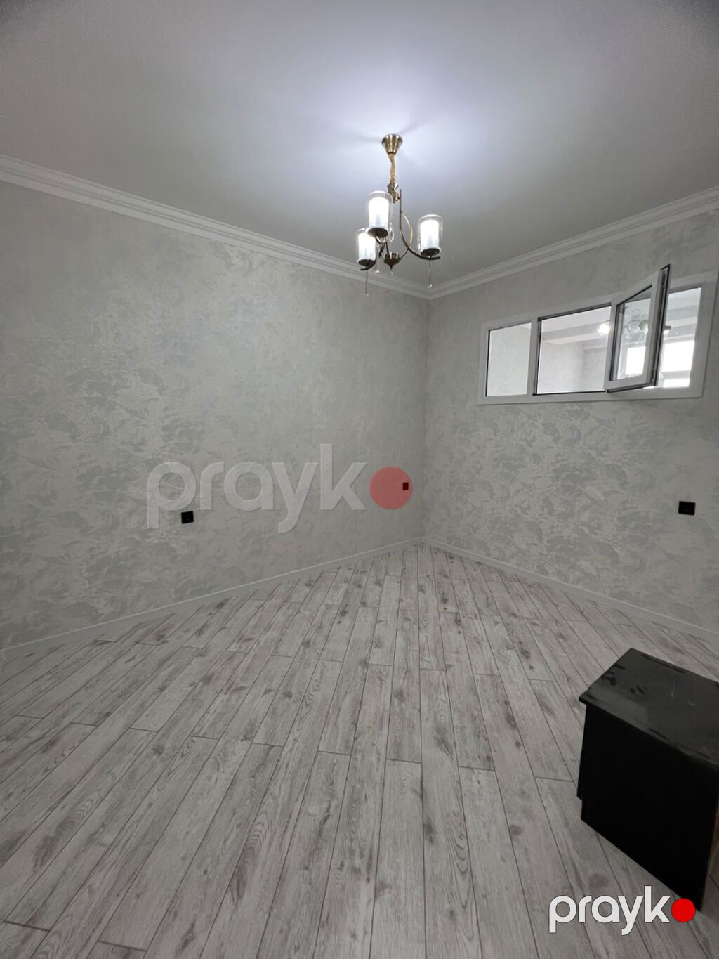 Ev həm əşyalı, həm də əşyasız şəkildə kirayə verilir. Əşyalı şəkildə — Mənzil, Bakı (2)