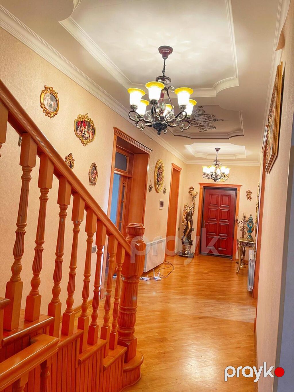 Satılır – 3 mərtəbəli fərdi yaşayış evi - Ümumi sahə: geniş həyətli — Ev, villa, Bakı (7)
