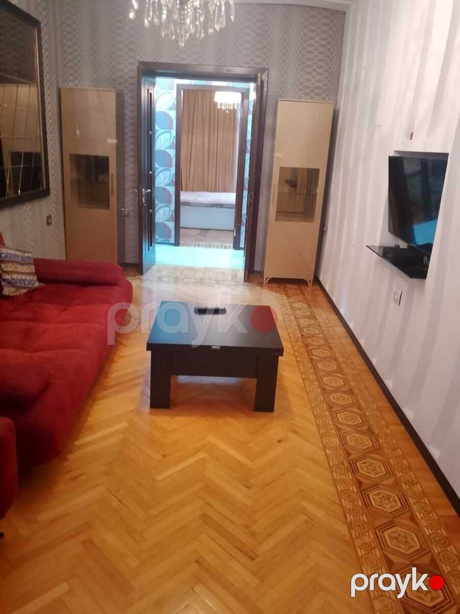 Satılır 2 otaqlı köhnə tikili 65 m² — Mənzil, Bakı (2)
