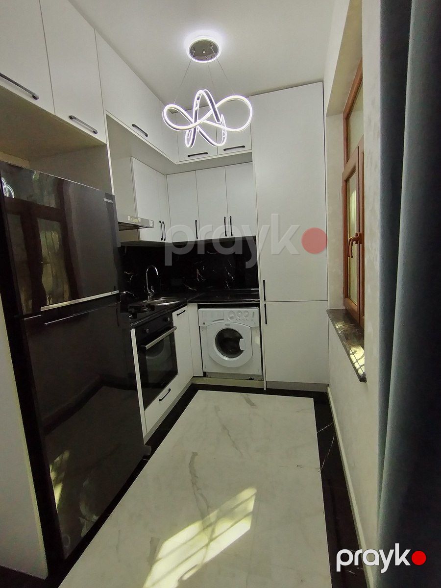 Satılır 2 otaqlı köhnə tikili 50 m² — Mənzil, Bakı (7)