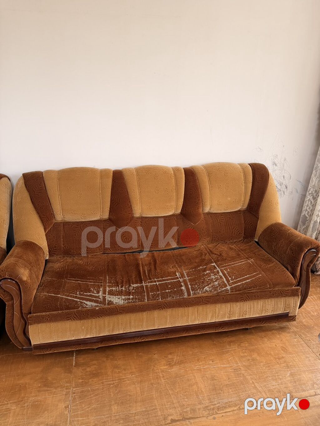 Yumşaq mebel dəsti – divan və iki ədəd kreslo - Model: Klassik üslub — Yumşaq mobilya dəstləri, Digah (2)