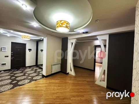 3-otaqlı yeni tikili, Əliyar Əliyev küç., 130 m² — Bakı