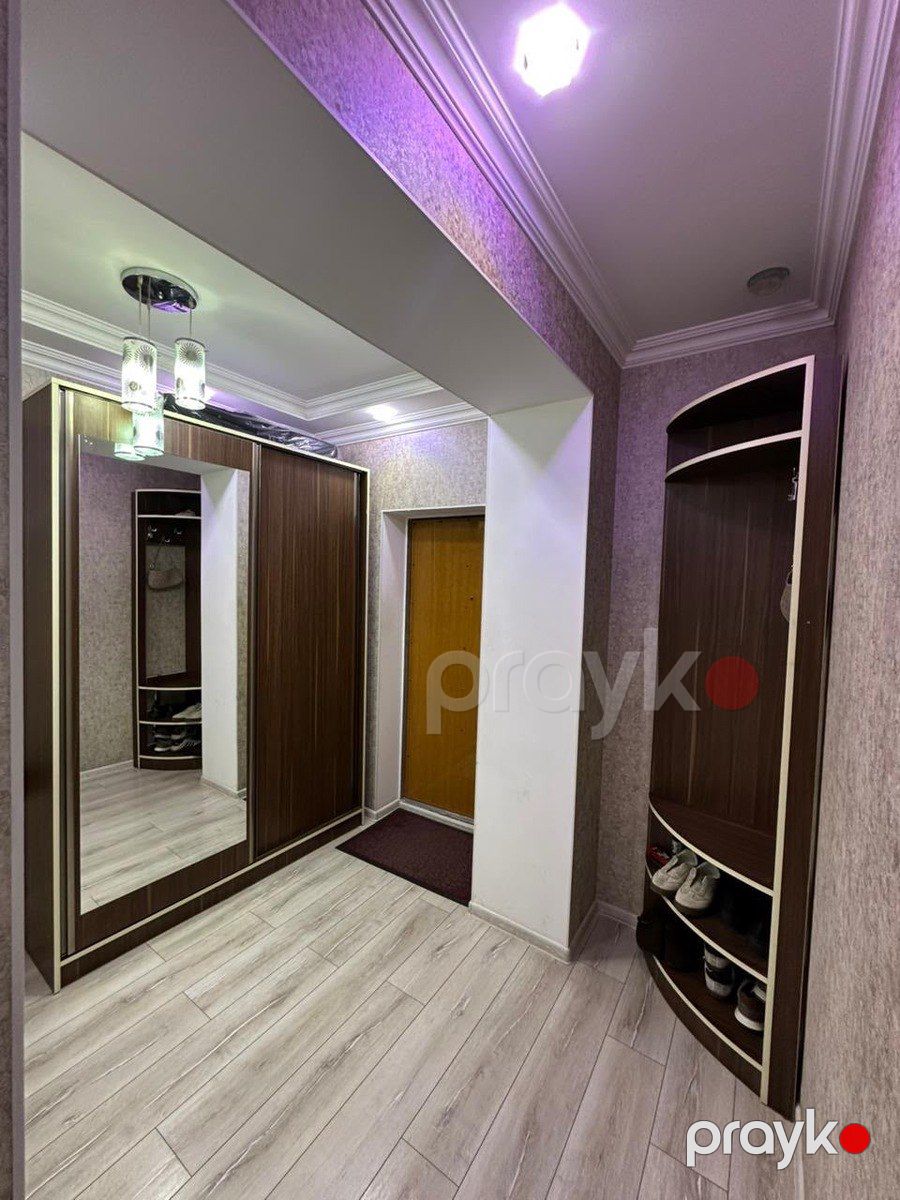 Satılır 4 otaqlı köhnə tikili 100 m² — Mənzil, Bakı (11)