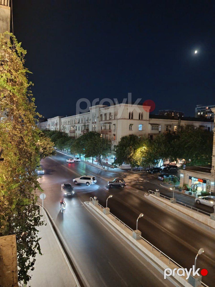 Satılır 2 otaqlı köhnə tikili 60 m² — Mənzil, Bakı (9)
